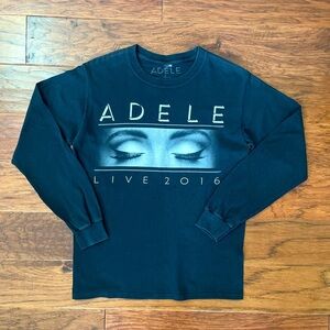 Adele Live 2016 Concert T-Shirt.